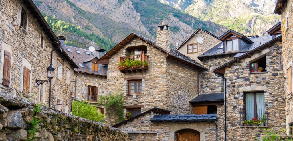Pobles pintorescs i Paisatges de Natura a la Vall de Benasc – 26/07/25 – 7h