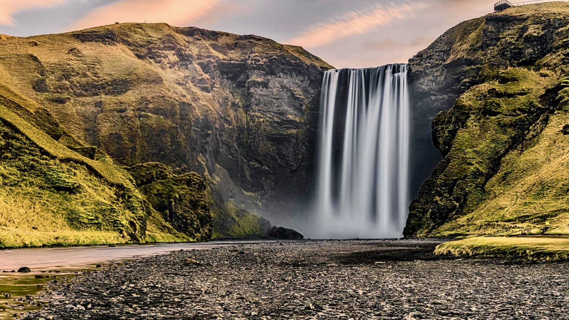 Viatge organitzat a Islàndia - Centre Europeu